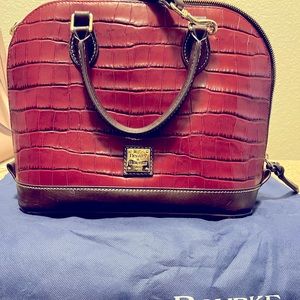 Timeless Dooney and Bourke satchel bag
